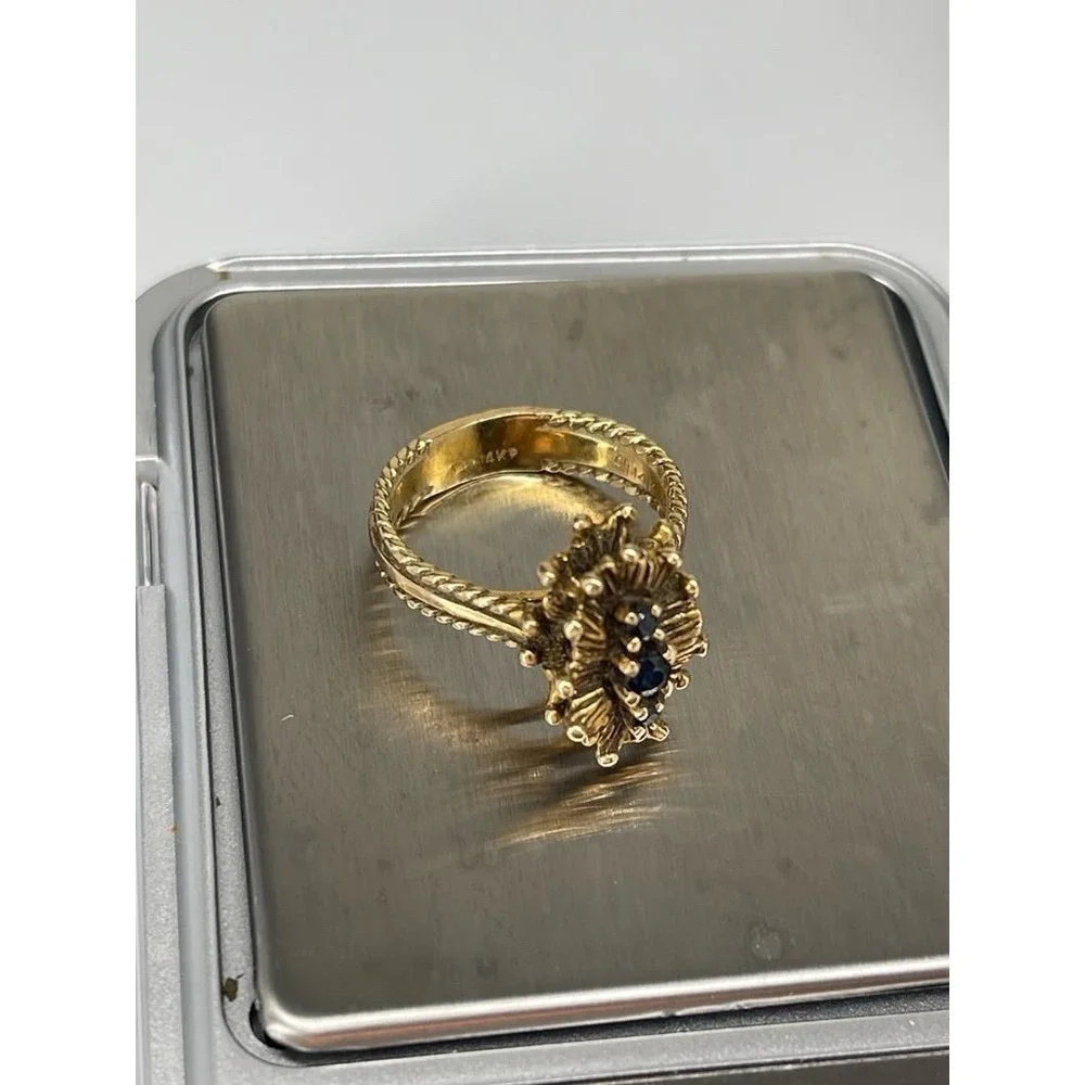 Vintage 14K Yellow Gold Black Stone Cluster Ring Floral Estate Jewelry 5.34g